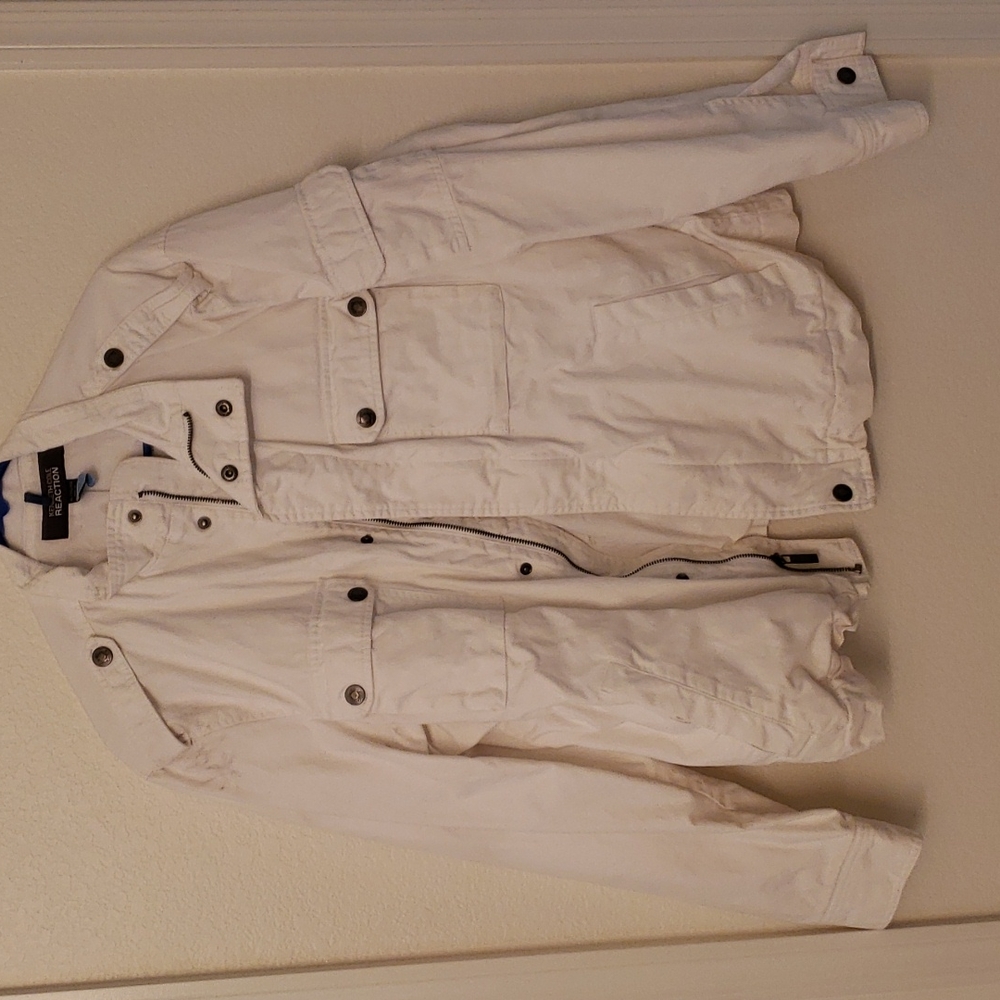 XL White Jacket